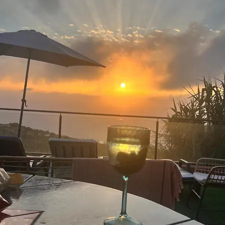 Sunset Paradise With Heated Pool Hébergement de vacances