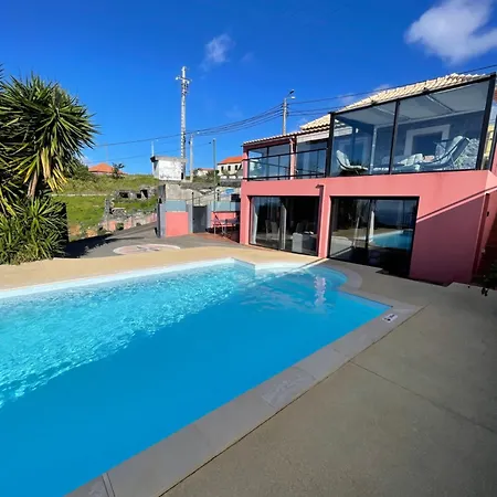 Sunset Paradise With Heated Pool Hébergement de vacances Calheta (Madeira)