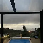 Hébergement de vacances Sunset Paradise With Heated Pool Calheta (Madeira)