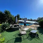 Hébergement de vacances Sunset Paradise With Heated Pool *