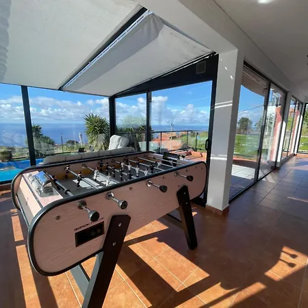 Nyaraló Sunset Paradise With Heated Pool *