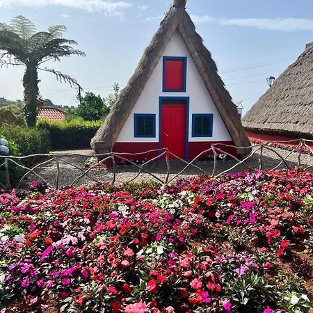 Semesterbostad Sunset Paradise With Heated Pool Calheta (Madeira)