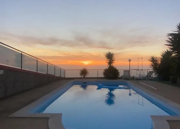 Semesterbostad Sunset Paradise With Heated Pool Calheta (Madeira)