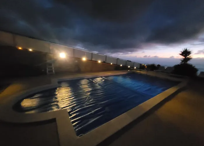 Sunset Paradise With Heated Pool Semesterbostad Calheta (Madeira)