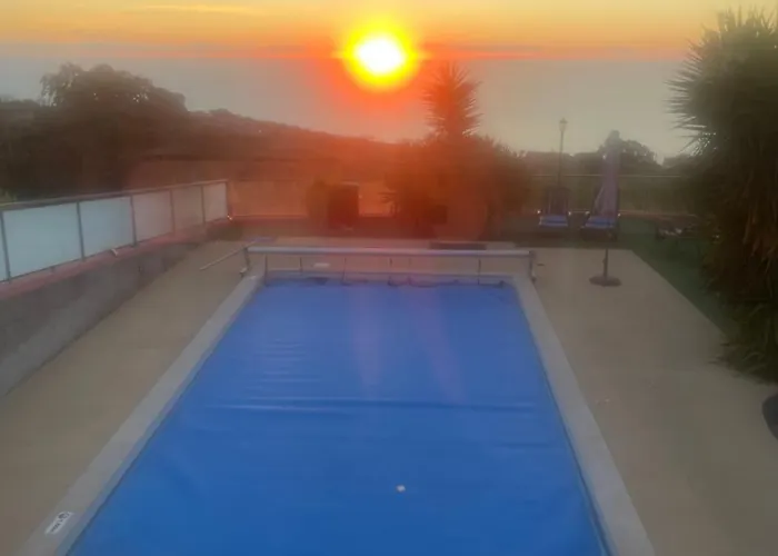 Sunset Paradise With Heated Pool *