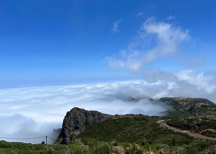 Semesterbostad Sunset Paradise With Heated Pool